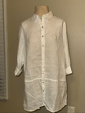 Tahari White Button-Down Linen Tunic Shirt